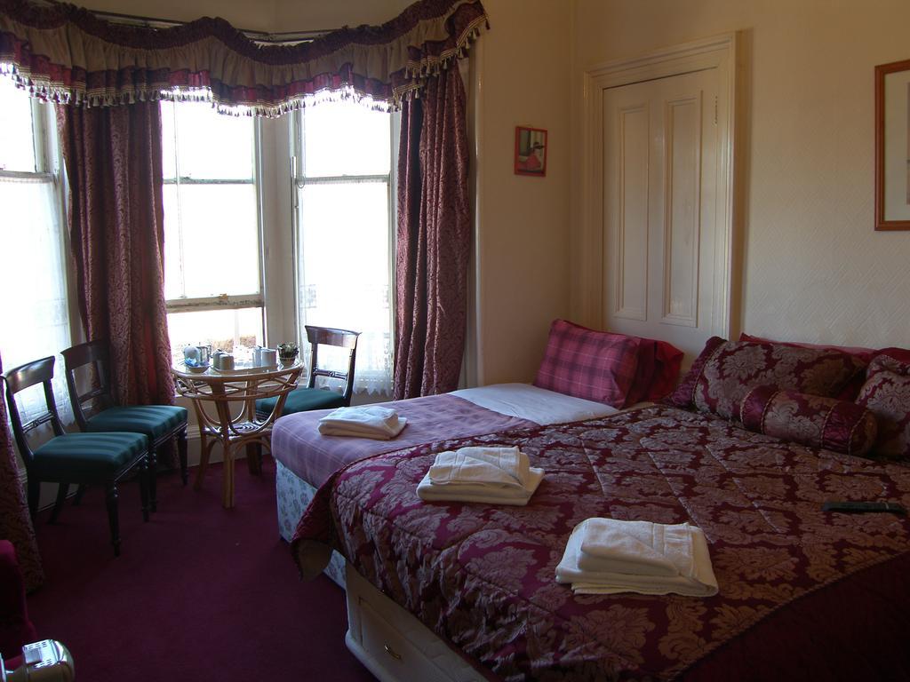 Regis Guest House Edimburgo Camera foto