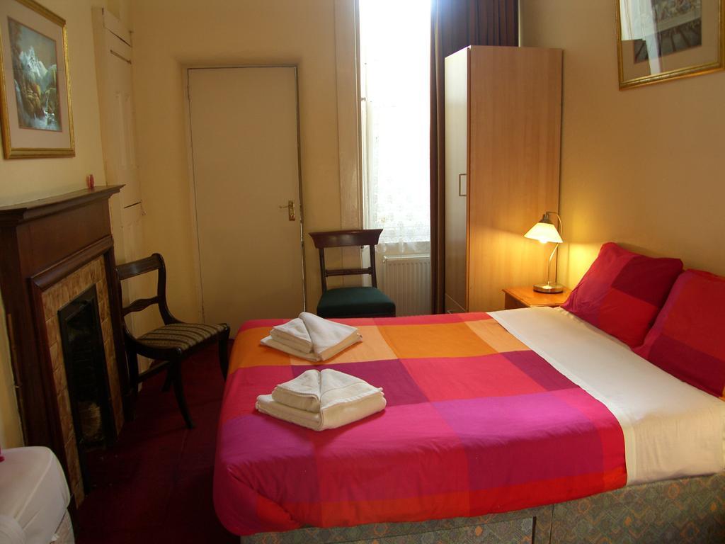 Regis Guest House Edimburgo Camera foto