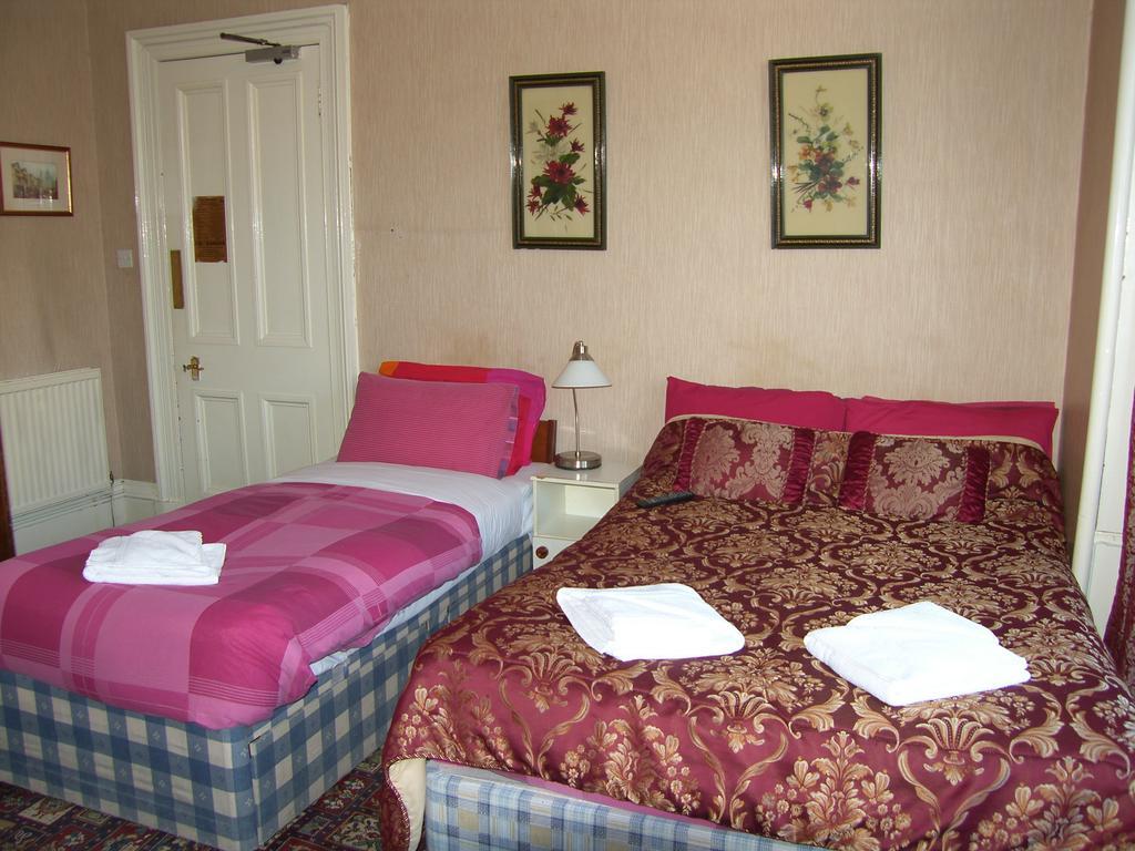 Regis Guest House Edimburgo Esterno foto